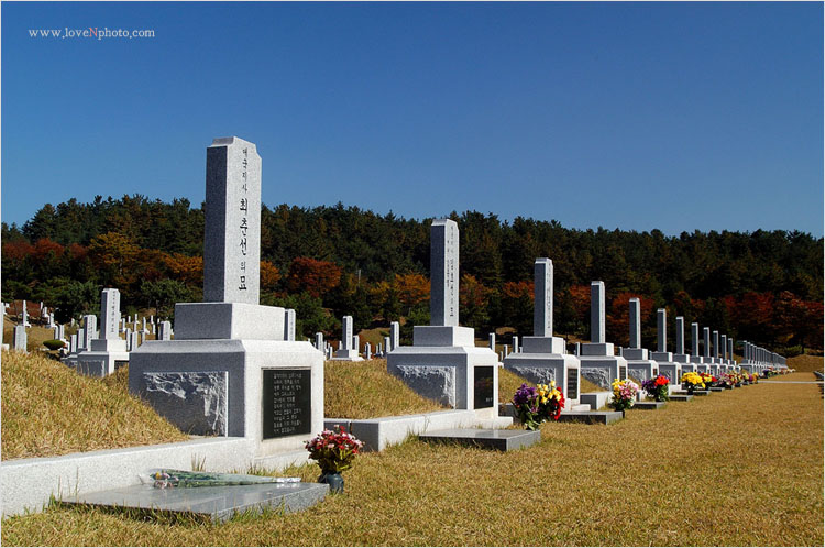 최춘선 할아버지의 묘